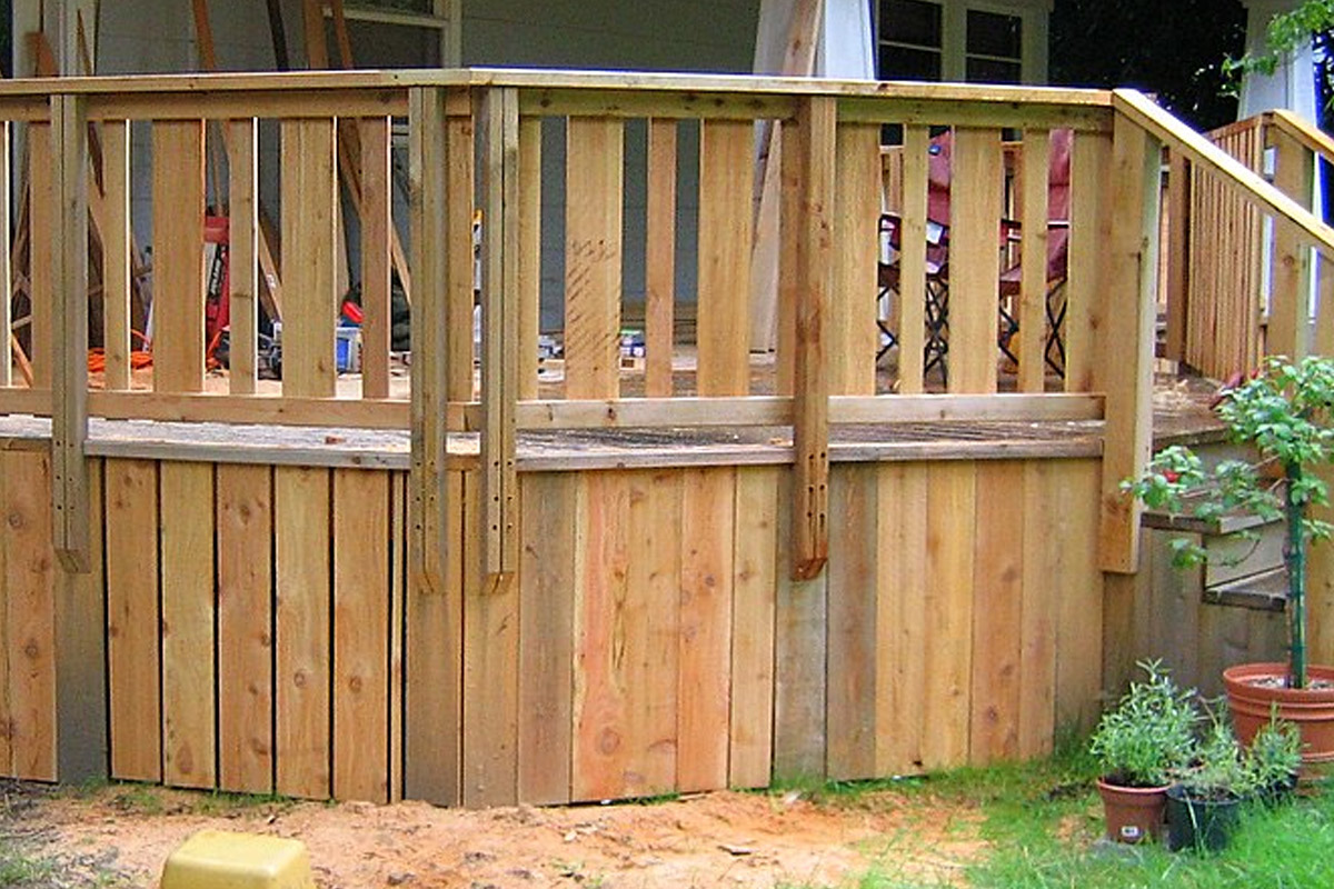 what is deck skirting?